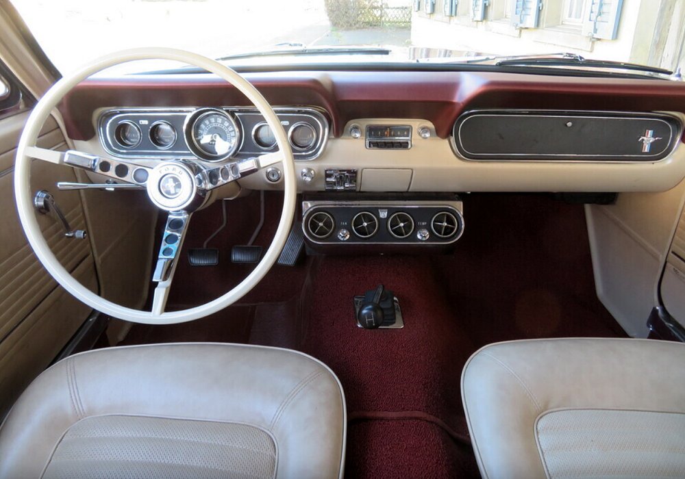 Ford Mustang 289 Hardtop 200 HP, 1966