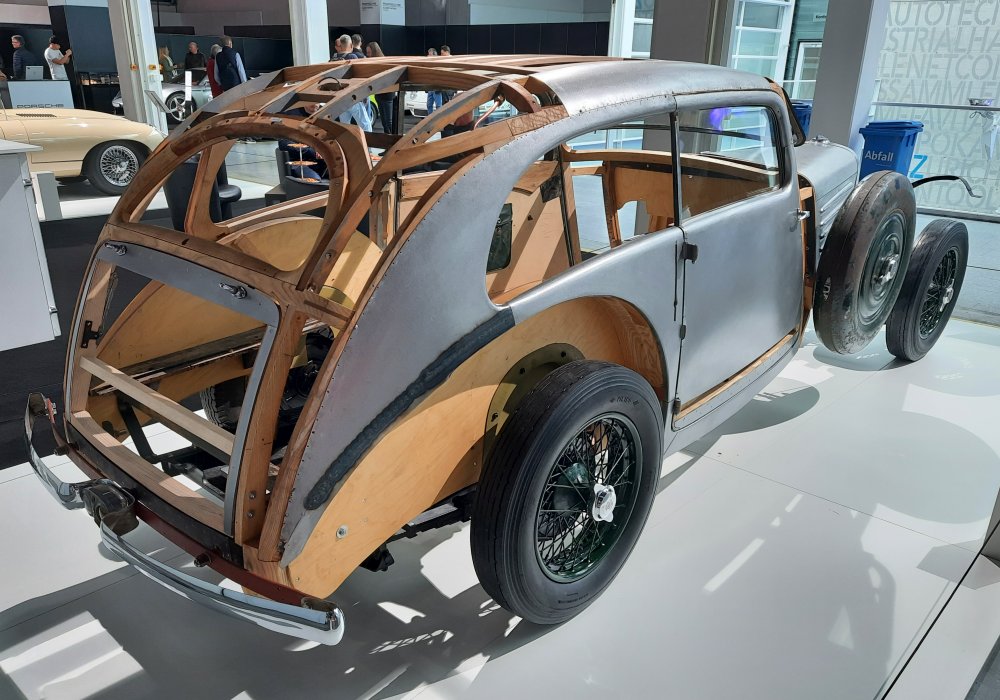 SS 1 Airline Saloon 2.7 Litre, 1935