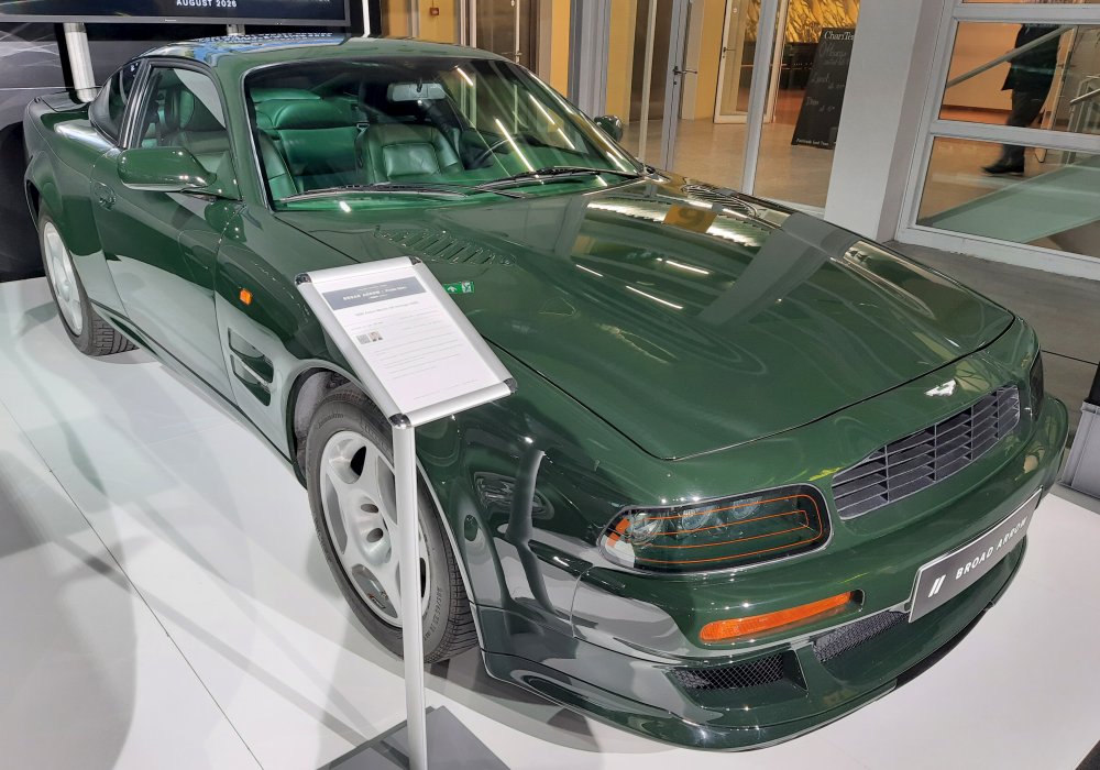 Aston Martin V8 Vantage V600, 1999
