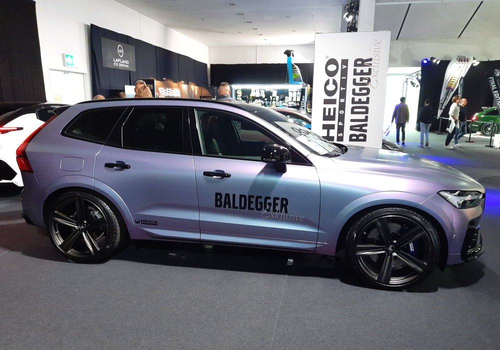 Volvo XC60 T8 AWD Black Edition, 2025