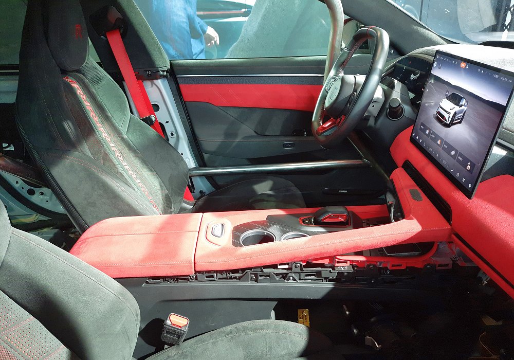 Zeekr 001 FR AWD, 2025