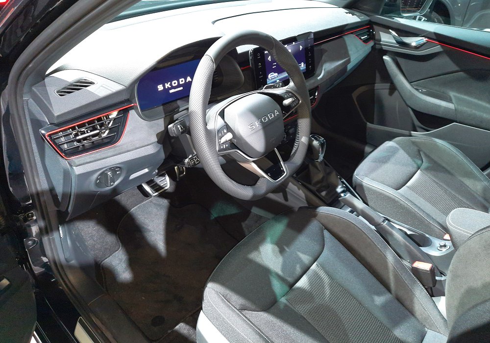 �koda Kamiq 1.0 TSI 115 DSG Dynamic, 2025