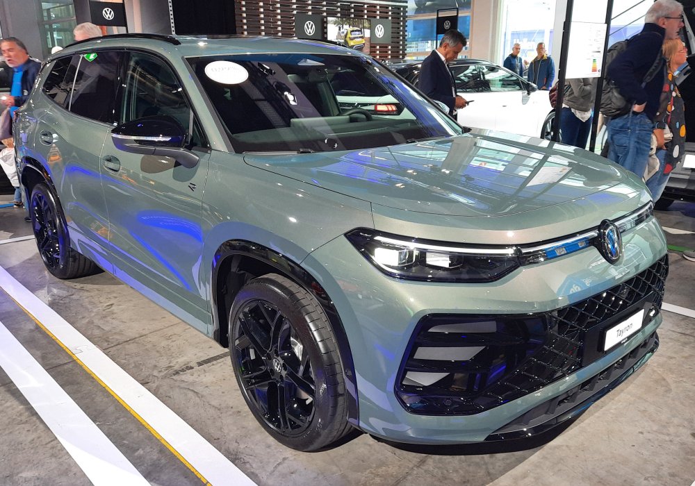 Volkswagen Tayron 2.0 TSI R-Line, 2025