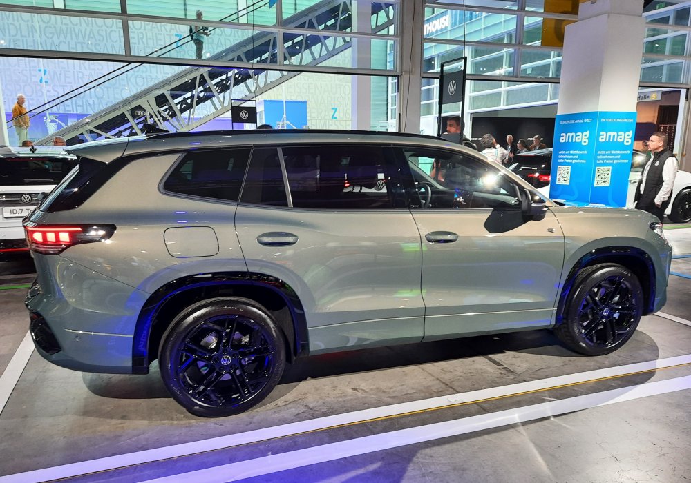 Volkswagen Tayron 2.0 TSI R-Line, 2025
