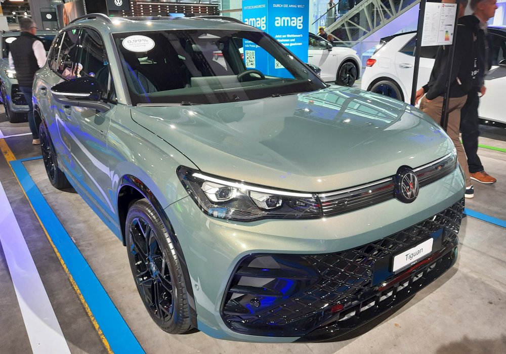Volkswagen Tiguan 1.5 eHybrid 200 kW R-Line, 2025