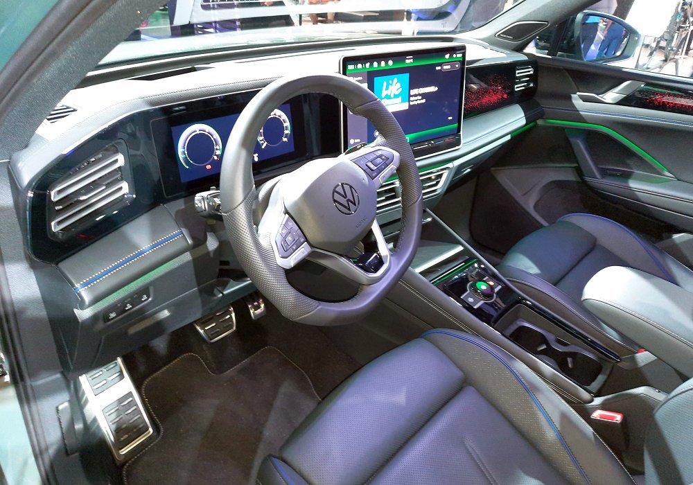 Volkswagen Tiguan 1.5 eHybrid 200 kW R-Line, 2025