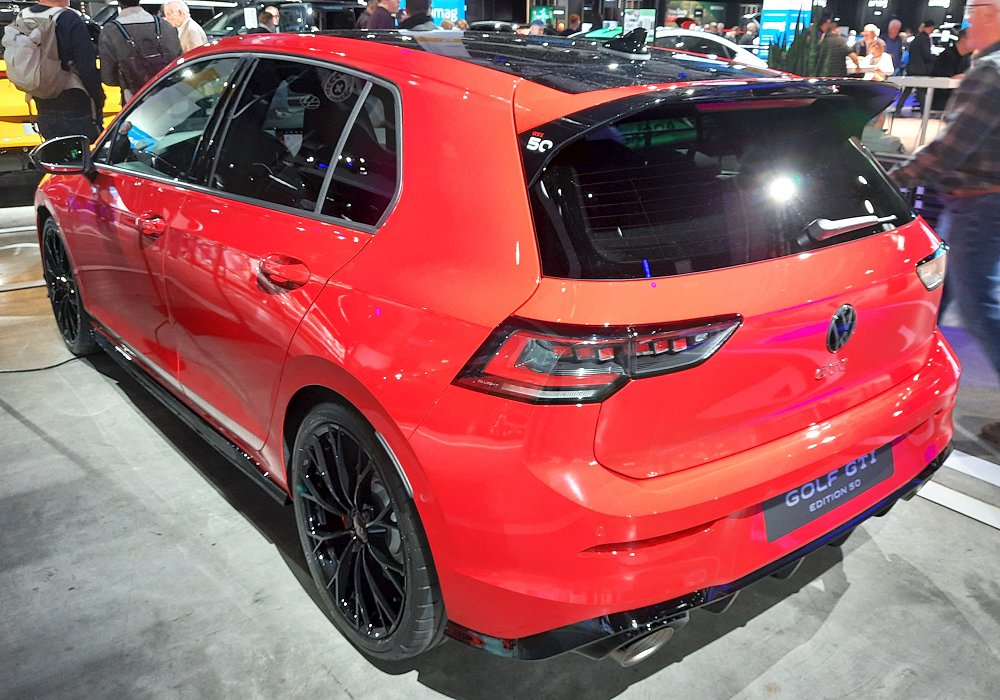 Volkswagen Golf GTI Edition 50, 2025