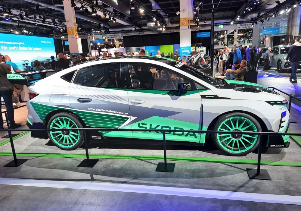 �koda Enyaq RS Race