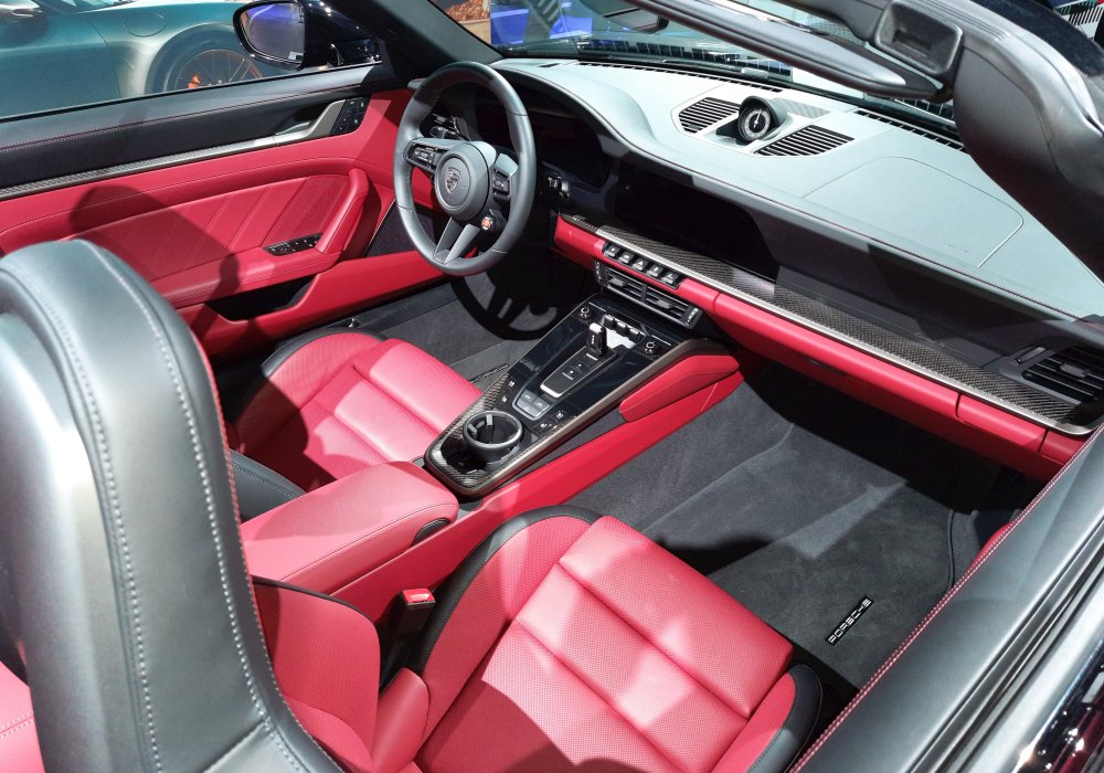 Porsche 911 Turbo S Cabriolet, 2025