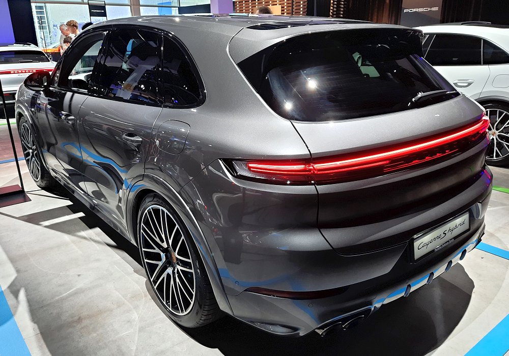 Porsche Cayenne S E-Hybrid, 2025