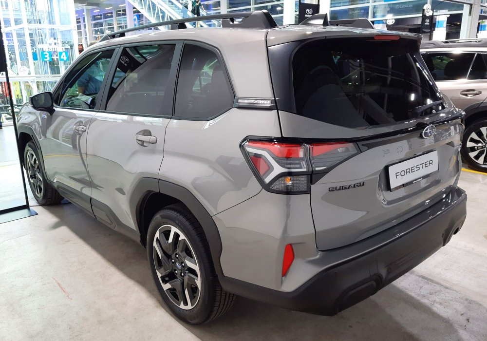Subaru Forester 2.0i e-Boxxer AWD, 2025