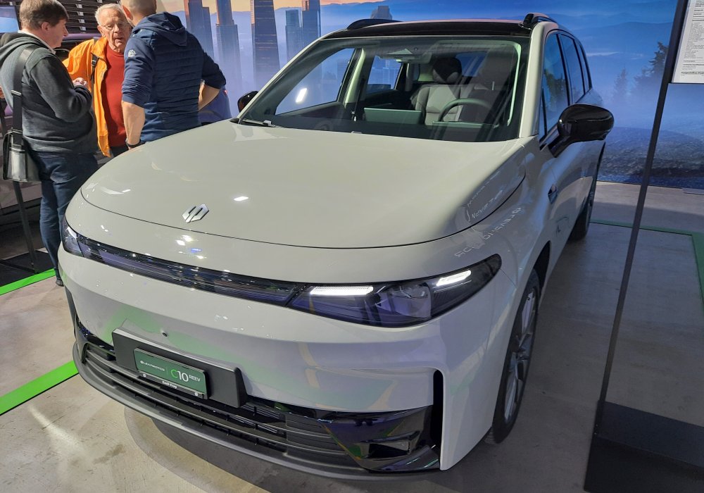 Leapmotor C10 1.5 REEV Design, 2025