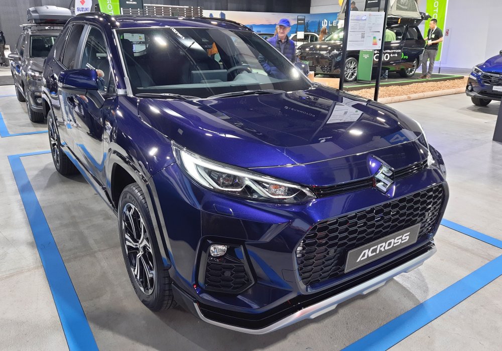 Suzuki Across 2.5 PHEV AWD, 2025