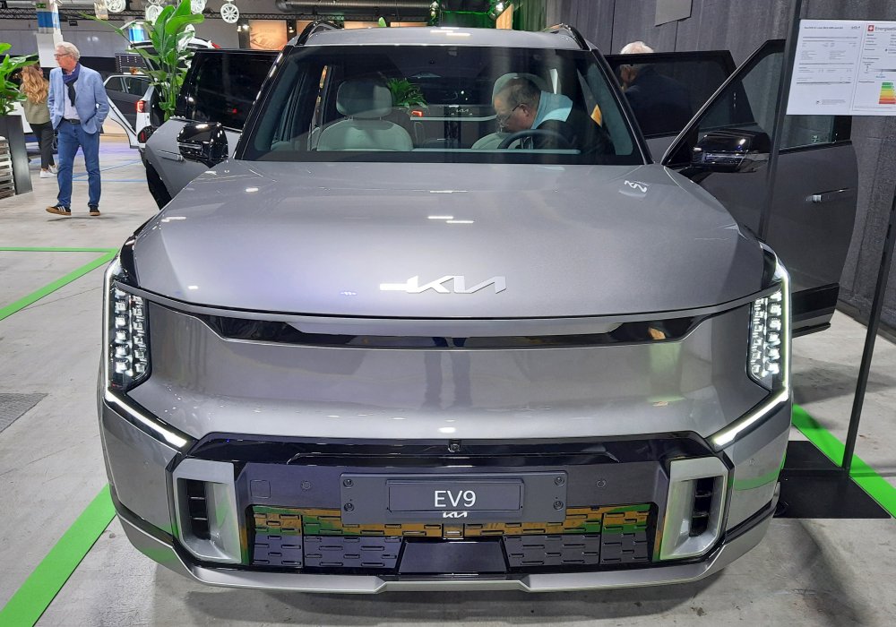 Kia EV9 GT Line, 2025