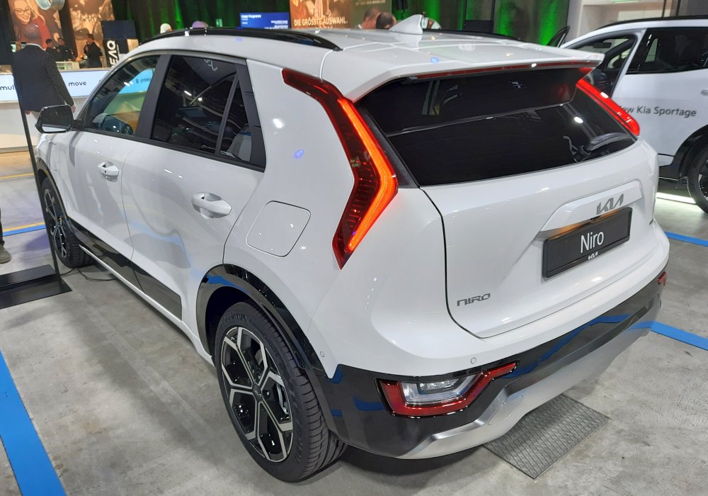 Kia Niro 1.6 GDI PHEV, 2025
