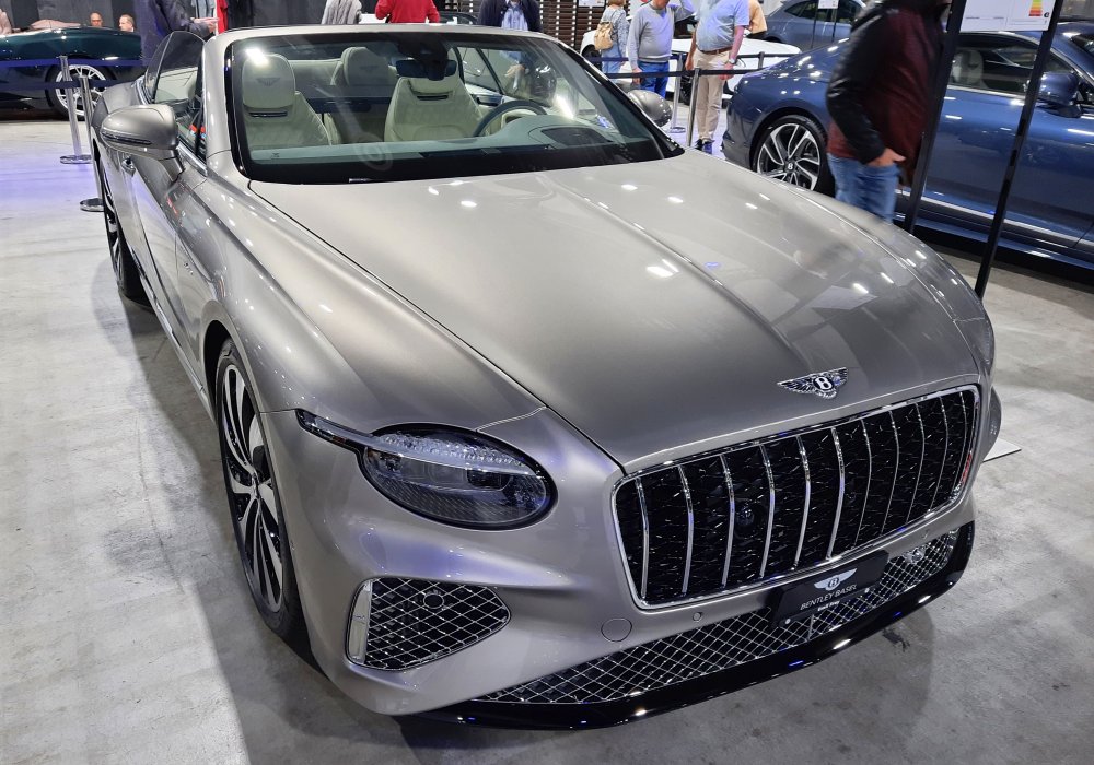 Bentley Continental GTC Azure 4.0 V8 Hybrid, 2025