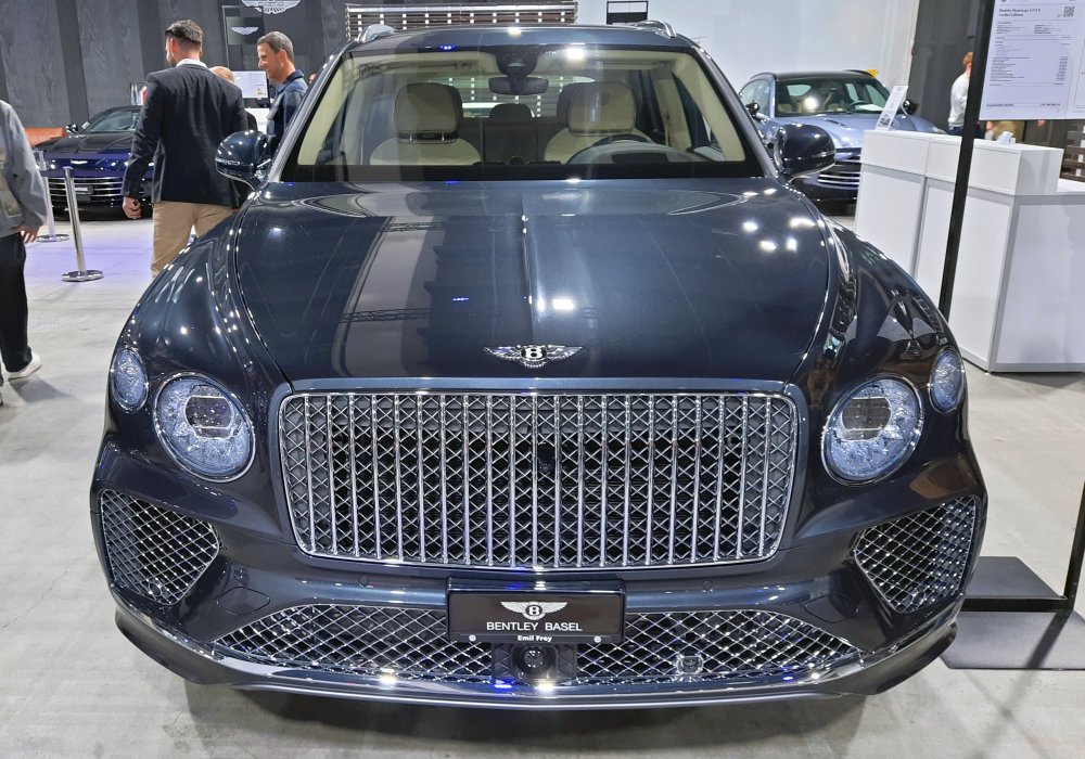 Bentley Bentayga 4.0 V8 Atelier Edition, 2025