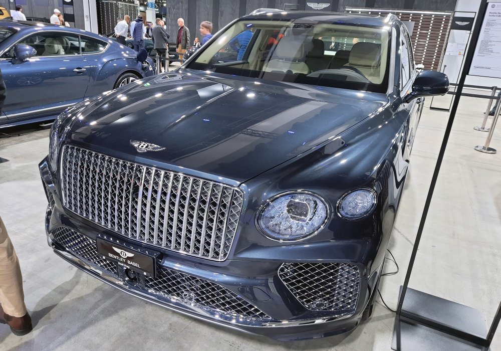 Bentley Bentayga 4.0 V8 Atelier Edition, 2025