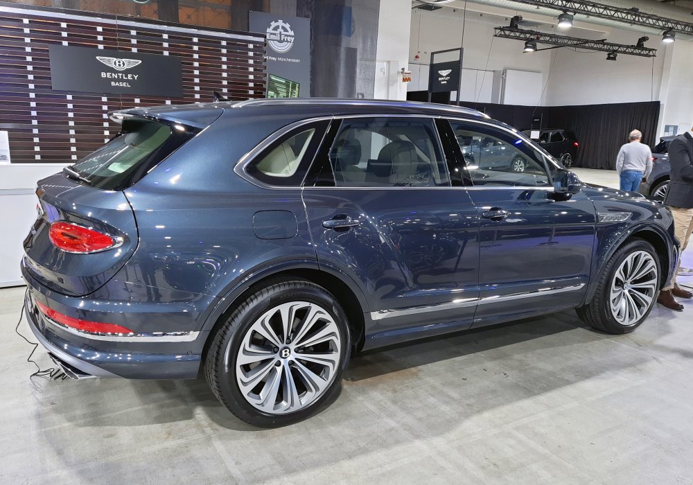 Bentley Bentayga 4.0 V8 Atelier Edition, 2025
