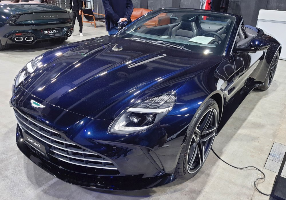 Aston Martin Vantage Roadster, 2025