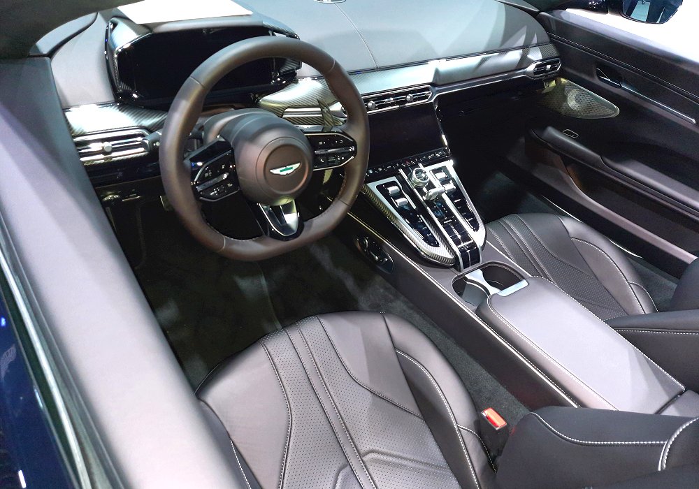 Aston Martin Vantage Roadster, 2025