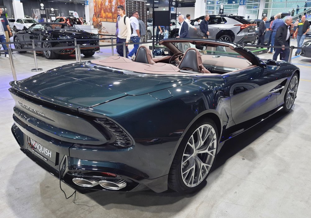 Aston Martin Vanquish Volante