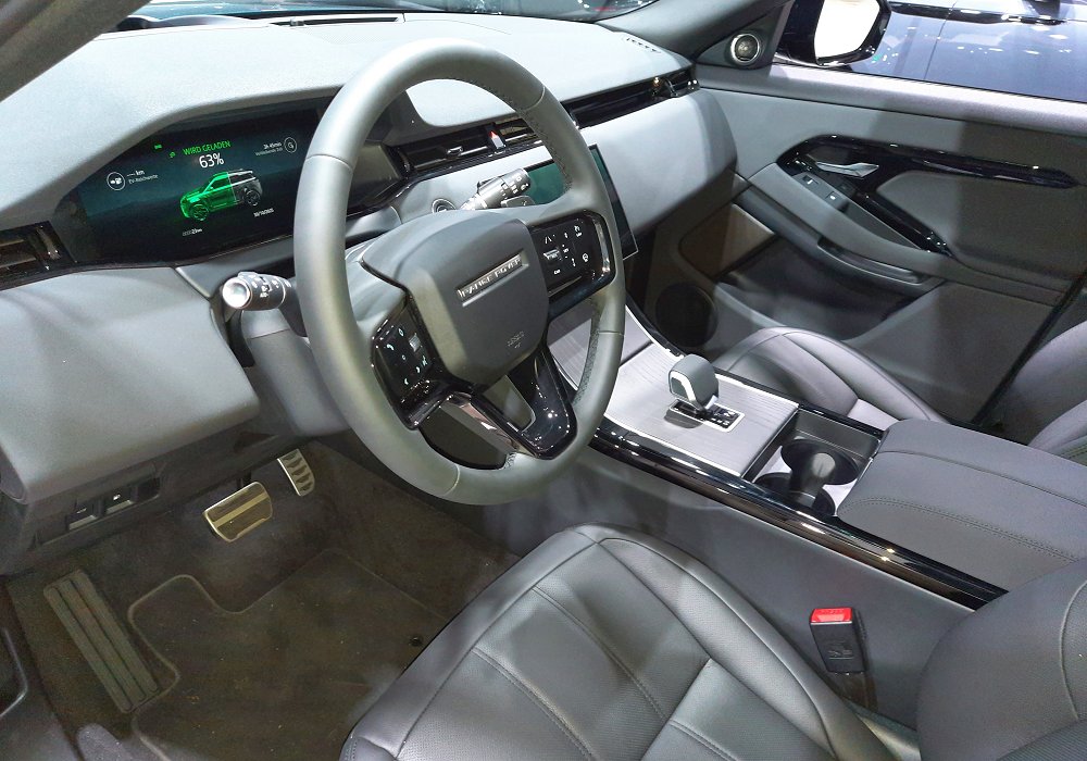 Land Rover Range Rover Evoque P270e PHEV AWD, 2025