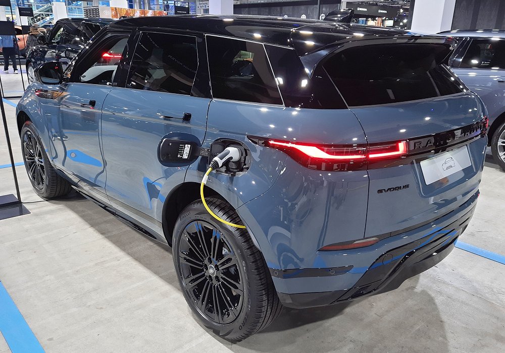 Land Rover Range Rover Evoque P270e PHEV AWD, 2025