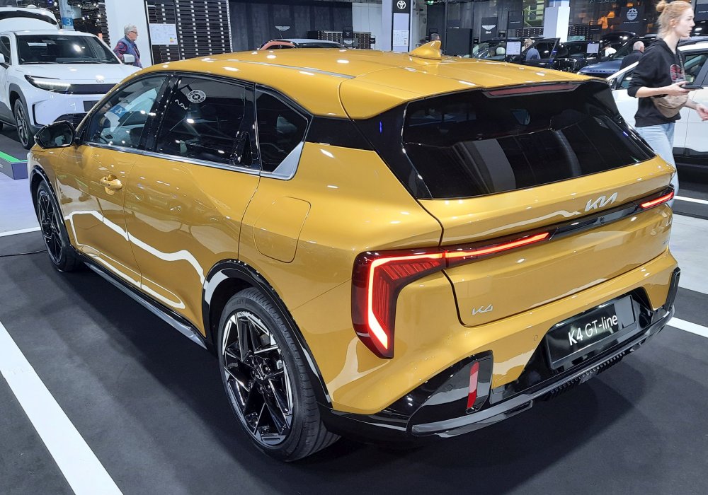 Kia K4 1.6 T-GDi GT-Line, 2025