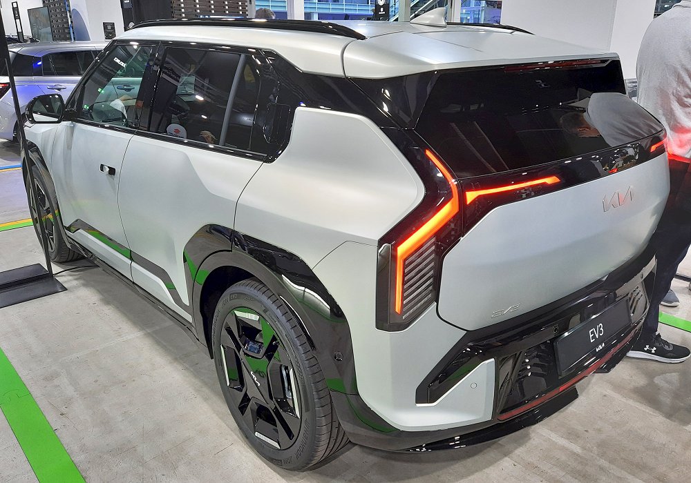 Kia EV3 81.4 kWh GT-Line, 2025
