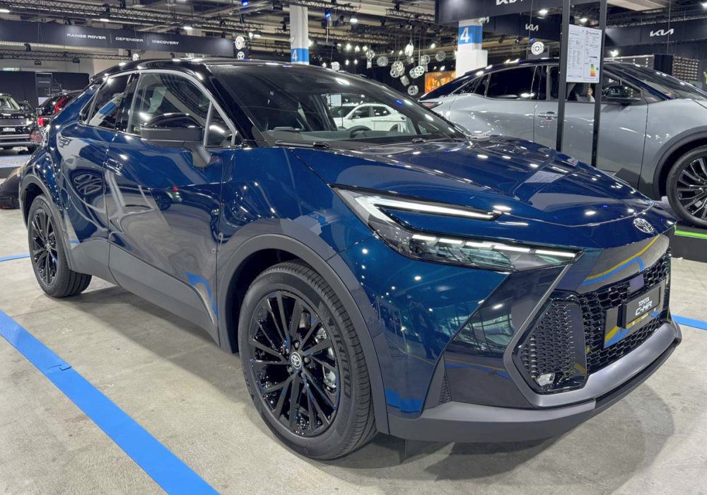 Toyota C-HR 2.0 PHEV, 2025