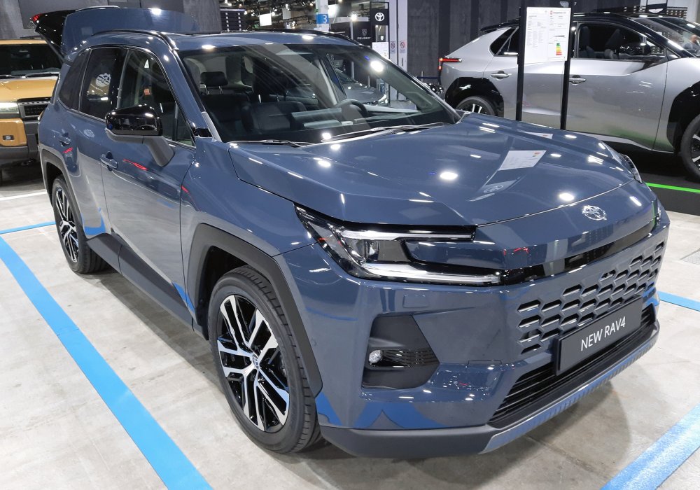 Toyota RAV4 2.5 HEV AWD, 2025