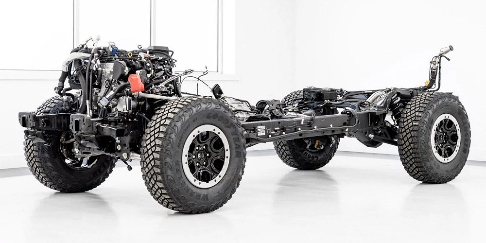 Ford Bronco 2.7 EcoBoost Outer Banks, 2025