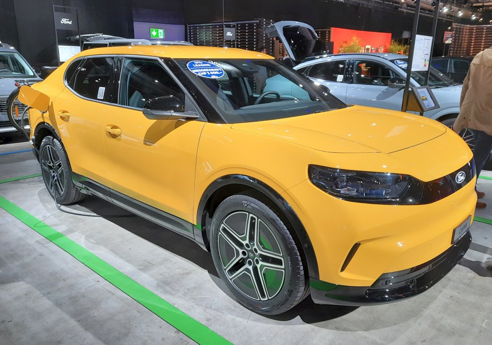 Ford Capri Premium Extended Range AWD, 2025
