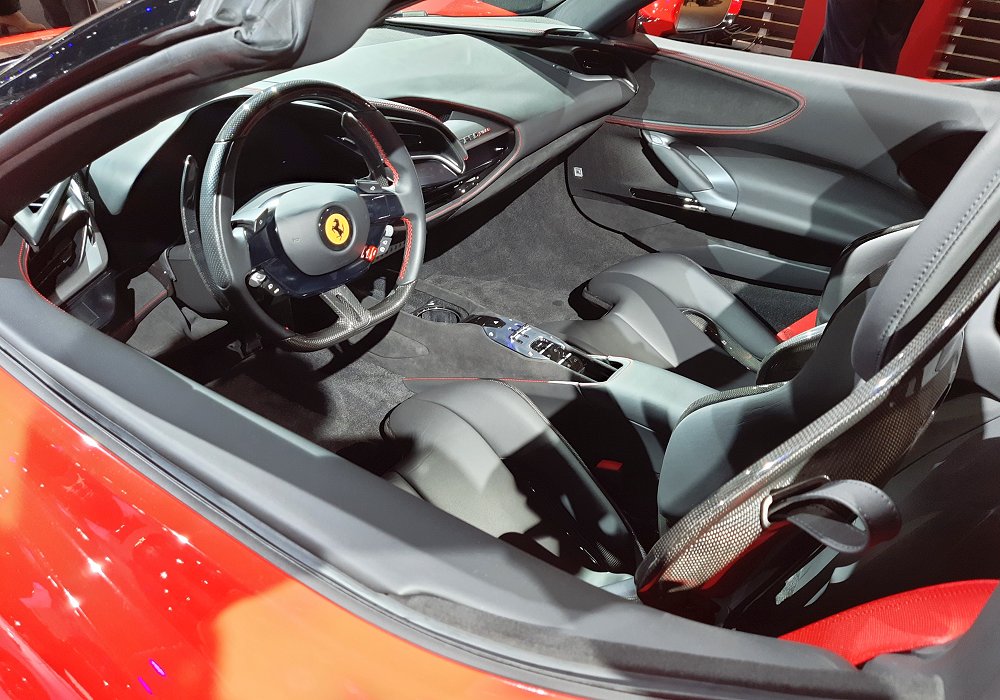Ferrari SF90 Spider