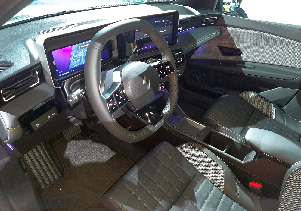 Renault 4 E-Tech Electric 150, 2025