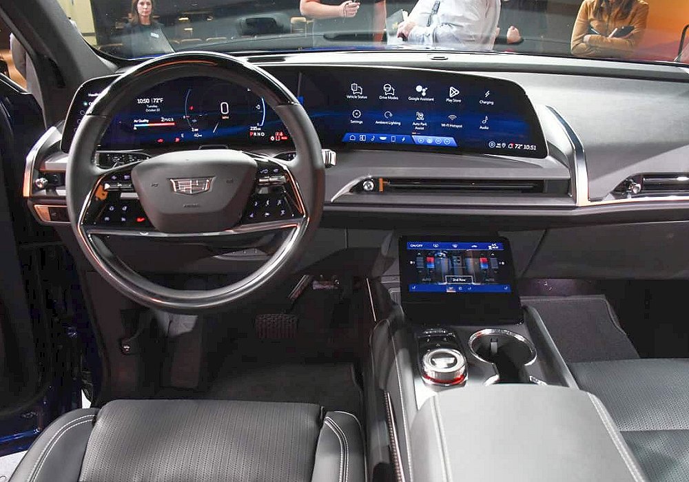 Cadillac Vistiq 900 E4 AWD, 2025