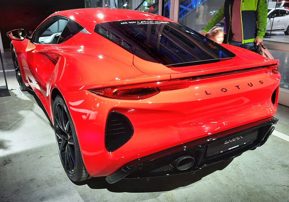 Lotus Emira 2.0 Turbo SE, 2025