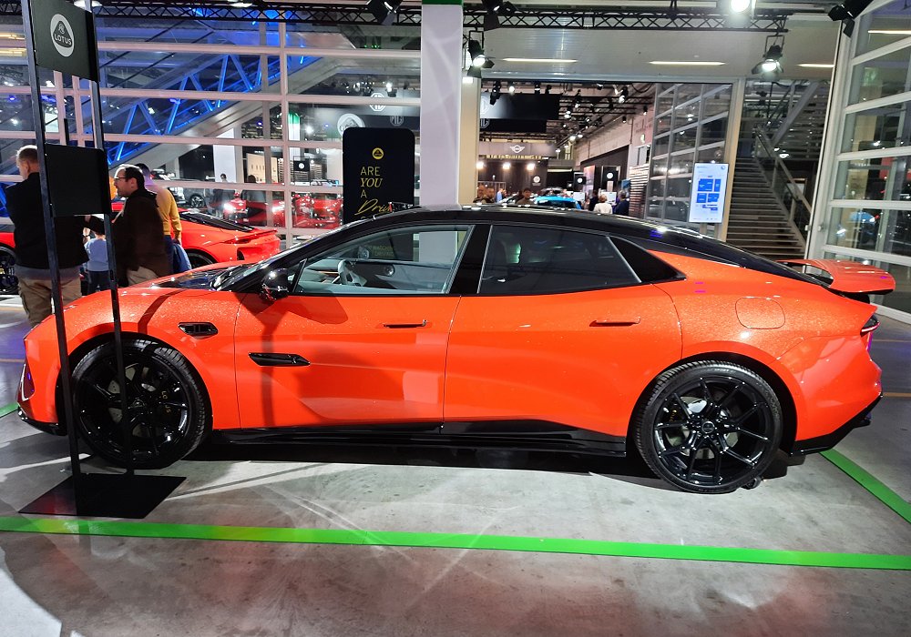 Lotus Emeya 600 Sport SE, 2025