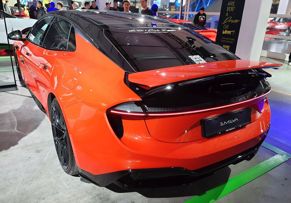 Lotus Emeya 600 Sport SE, 2025