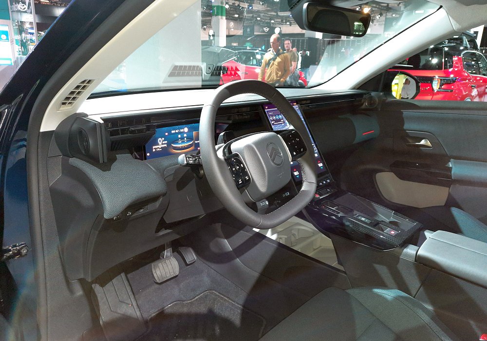 Citro�n C5 Aircross Hybrid 145, 2025