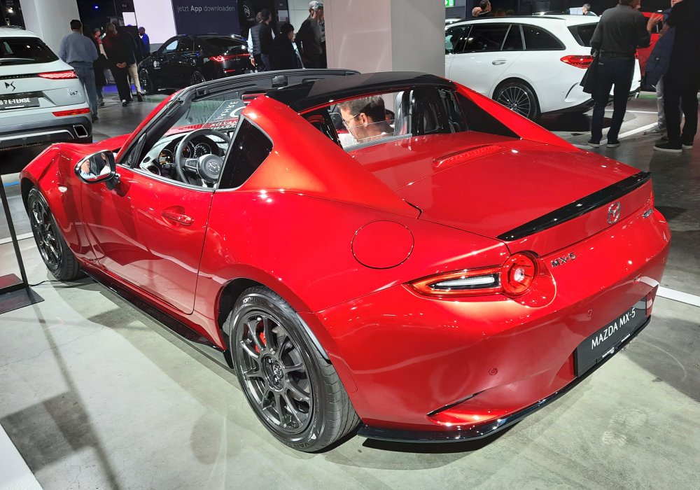 Mazda MX-5 RF Skyactiv-G 132, 2025