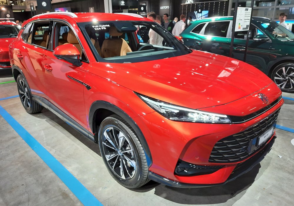 MG HS Hybrid+ Luxury, 2025