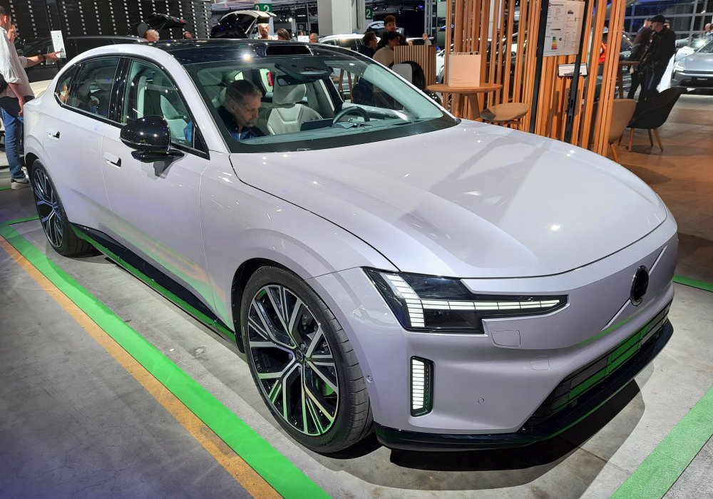 Volvo ES90 Single Motor Extended Range Ultra, 2025