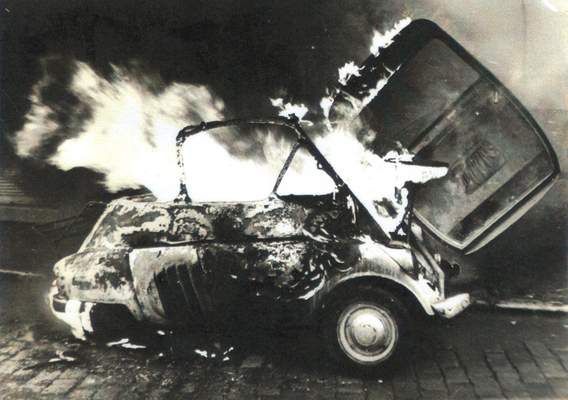 fotografie auta, kliknutm okno zavete