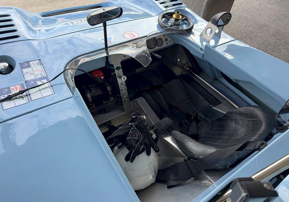 Chevron B19