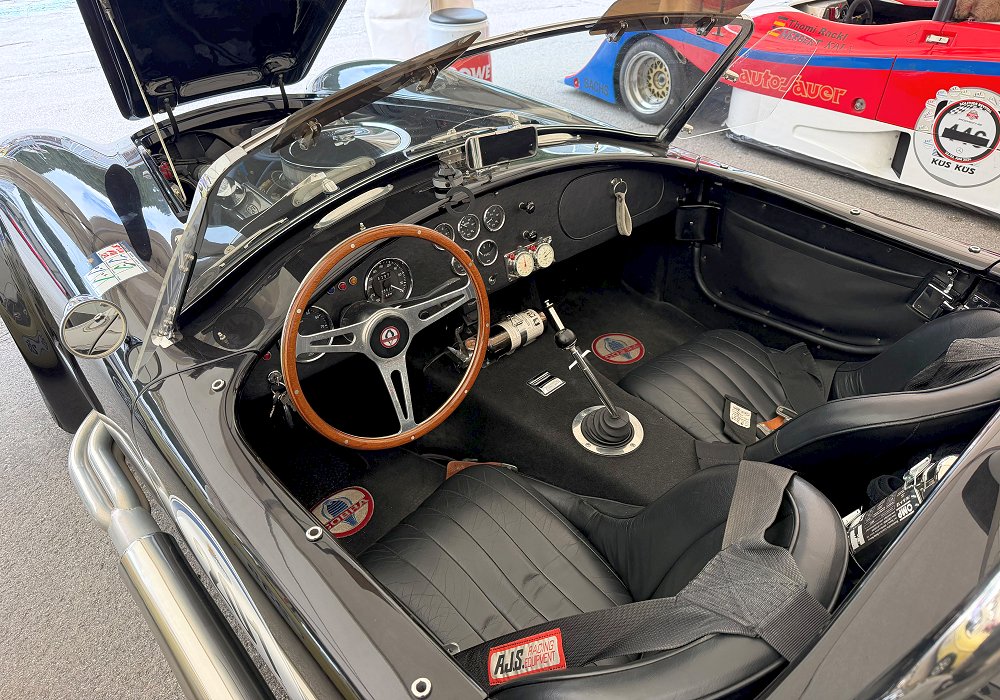AC Cobra 427 SC