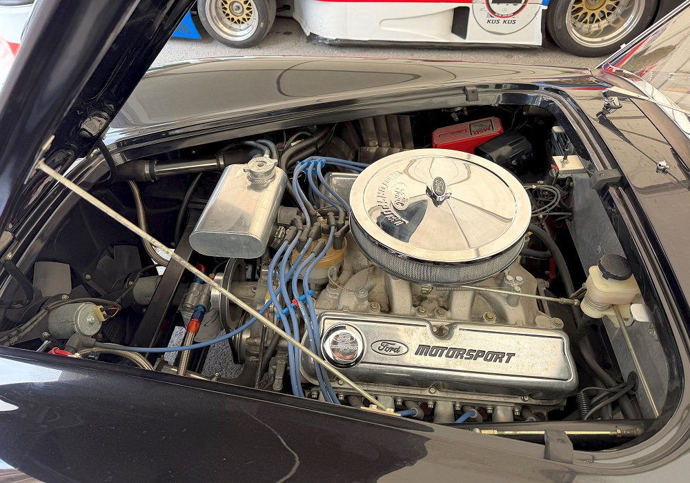 AC Cobra 427 SC