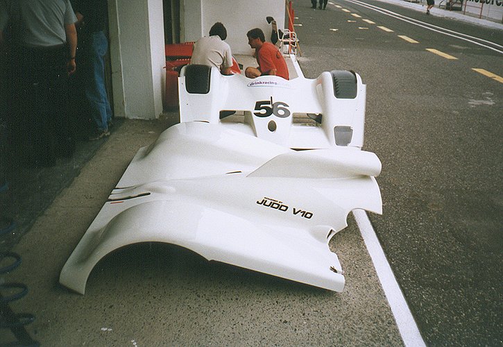 fotografie auta, kliknutm okno zavete