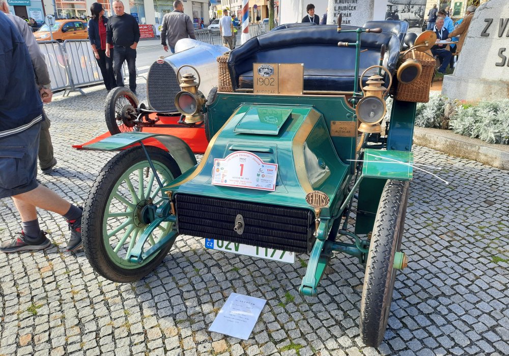 Autocar Model 8 Tonneau